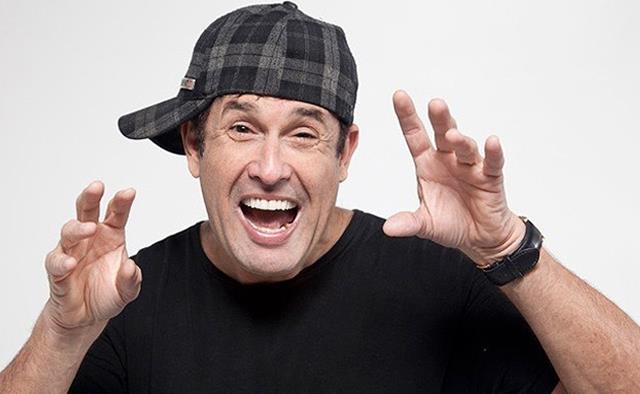 notícia Sérgio Mallandro apresenta stand up em Brasília no Dia dos Pais