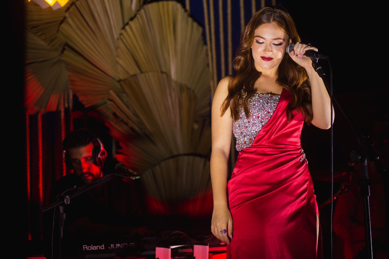 notícia Ágatha realiza seu primeiro pocket show