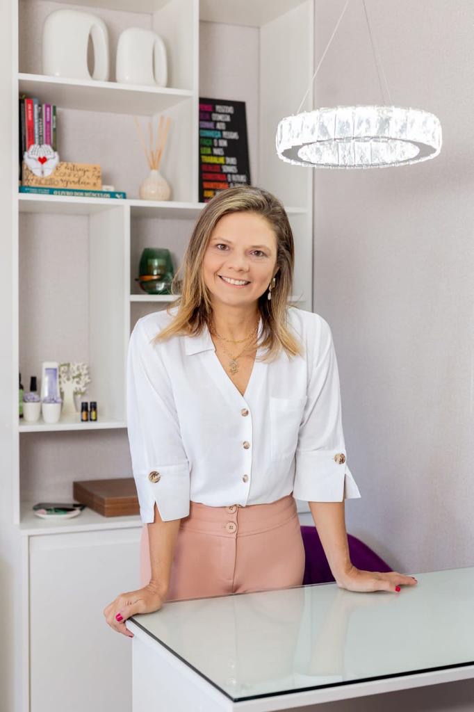 notícia Mulheres em Pauta traz para o debate como chegar à uma vida plena com a fisioterapeuta Karla Meireles