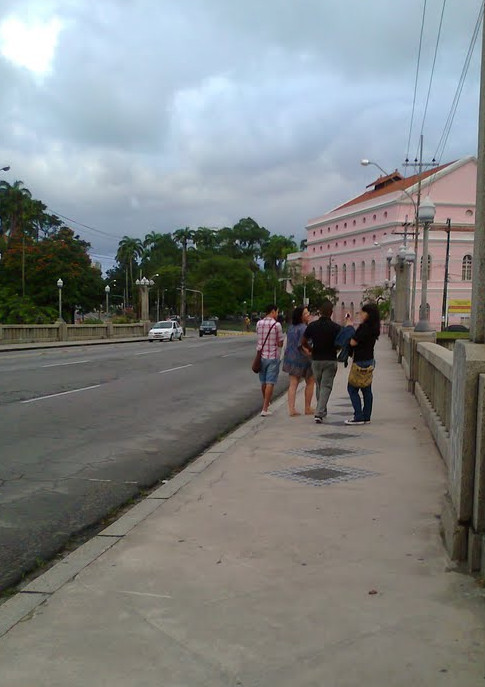 notícia NA BEIRA DO ASFALTO