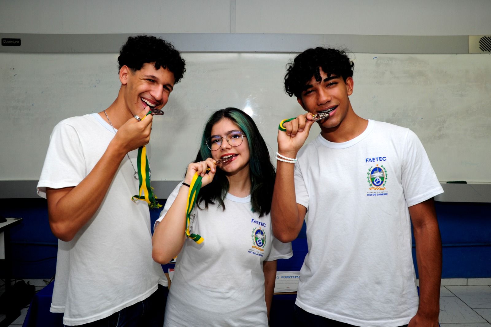 notícia Alunos do Ensino Fundamental da Faetec conquistam medalhas nas Olímpiadas Canguru de Matemática