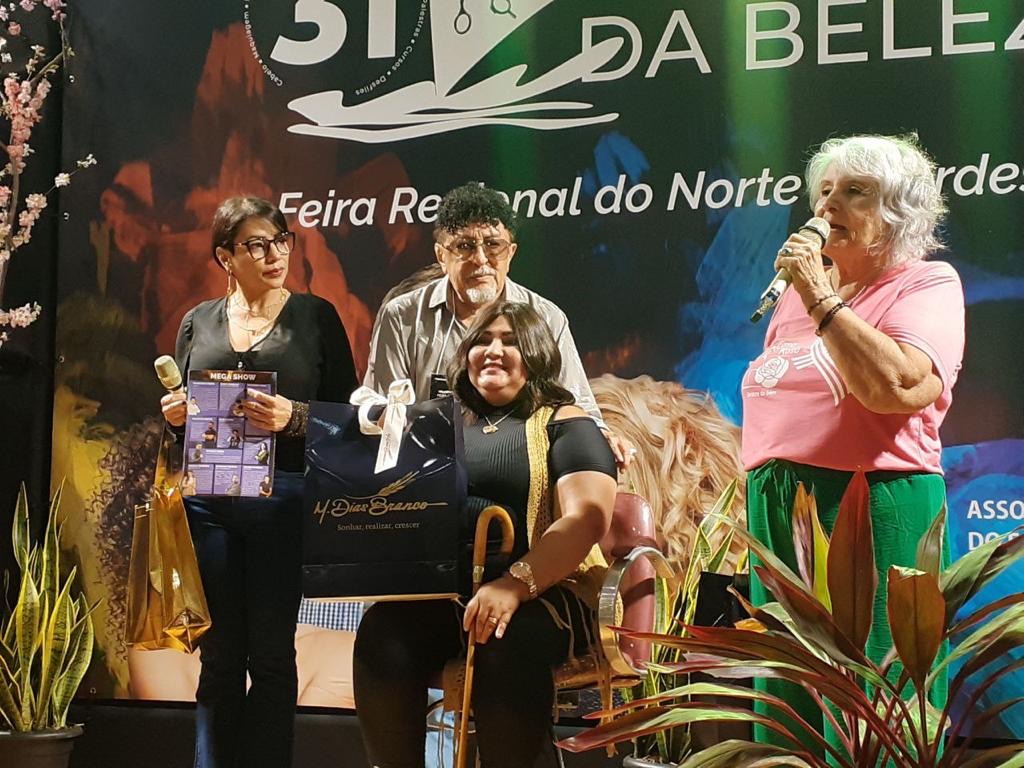notícia Encerramento da Feira Regional da Beleza é marcado por recordes de vendas, homenagens e aprendizados