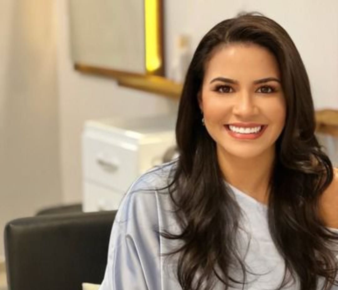 notícia Quais os malefícios do alisamento capilar e eventuais soluções? Dra. Mirian explica 