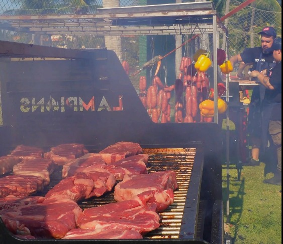 notícia Festival Viva La Carne 2023: sabor, música e recorde de público agitam a 4ª edição