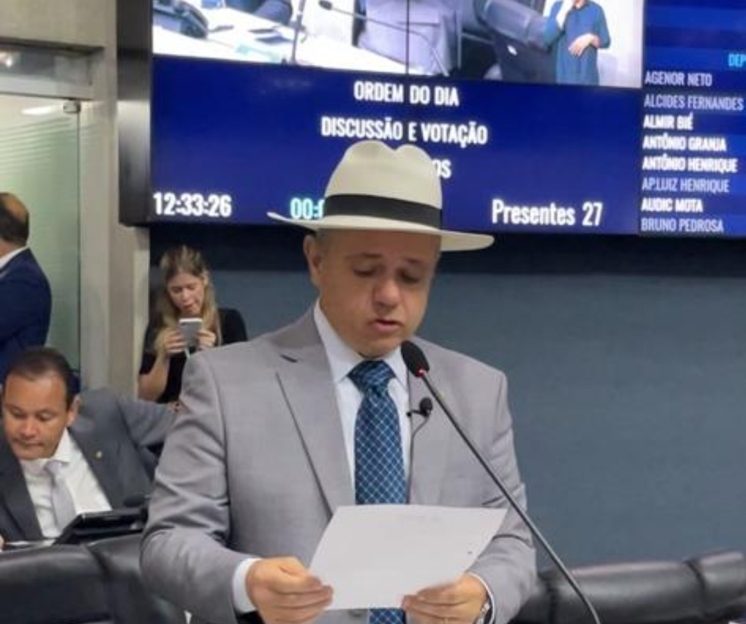 notícia ALECE aprova projeto de renda mínima para os cartórios deficitários