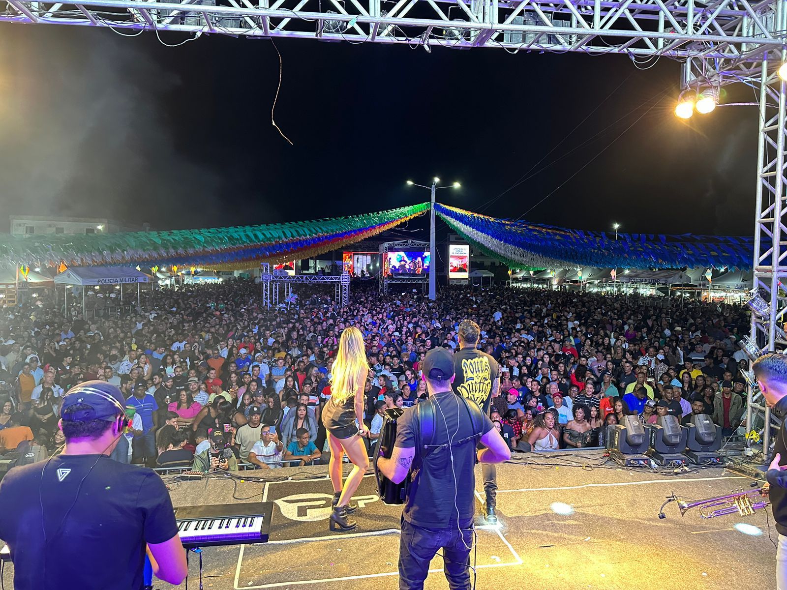 notícia Forró dos Plays encanta o público em Serra Preta