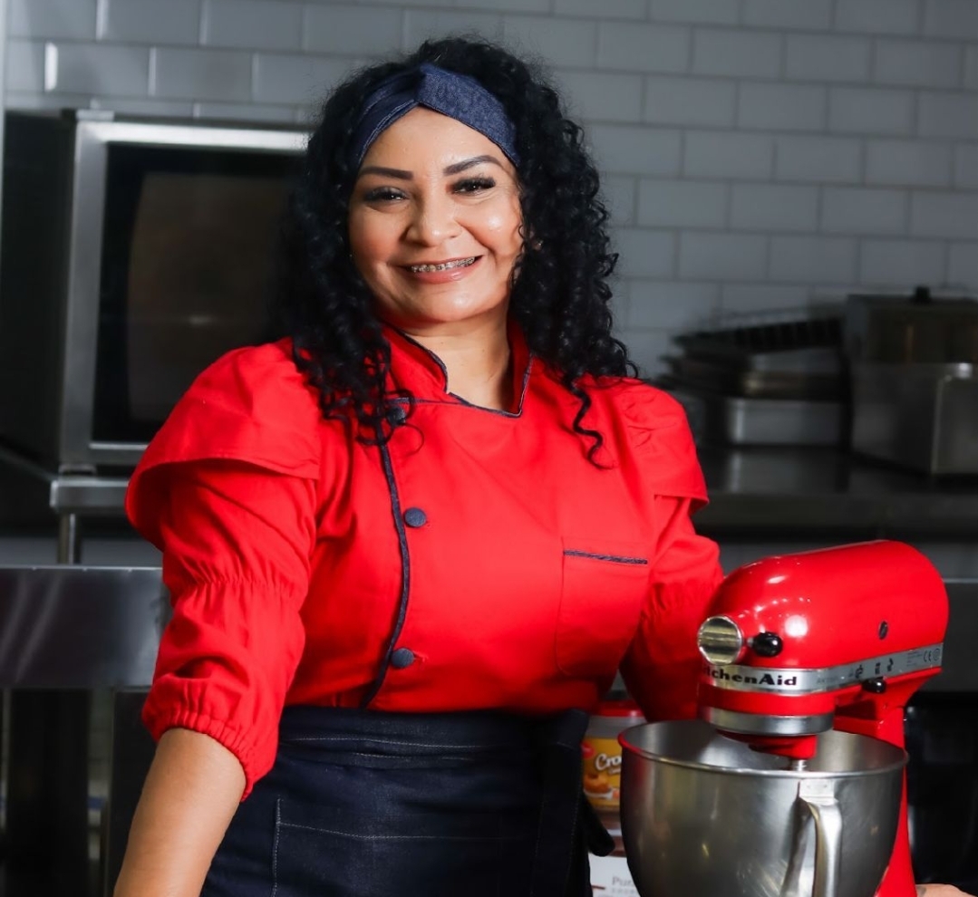 notícia Sandra Matias: A Confeiteira que Conquistou o Mercado com seus Bolos Criativos