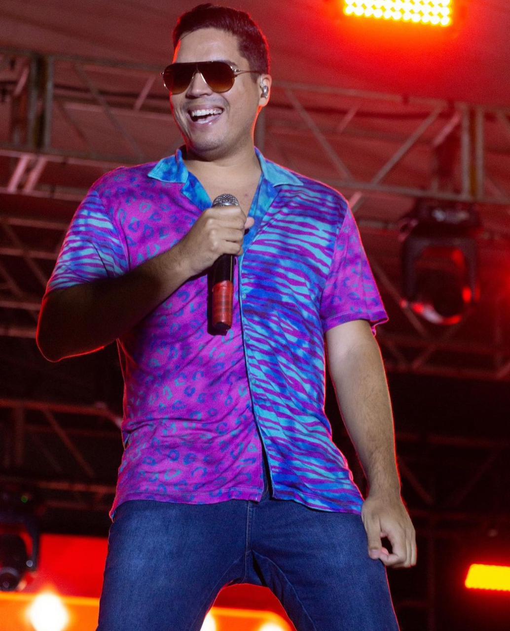 notícia Luccas Tibério vai agitar dose tripla de shows em Elísio Medrado, Serrinha e Lajedinho