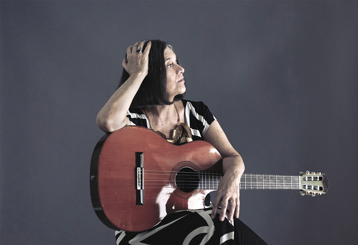 notícia Natureza do som de Joyce Moreno é preservada em disco feito com maestro Claus Ogerman há 45 anos