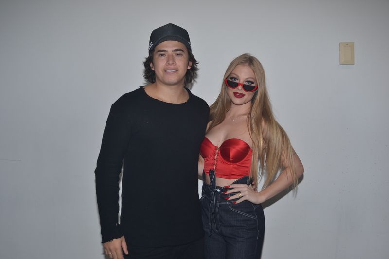 notícia Whindersson Nunes e esposa Luísa Sonza prestigiam show de Luan Santana