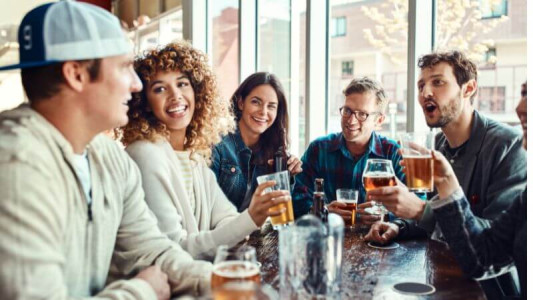 notícia Como Montar um Pub: Produtos, Valores e Muito Mais! Confira!