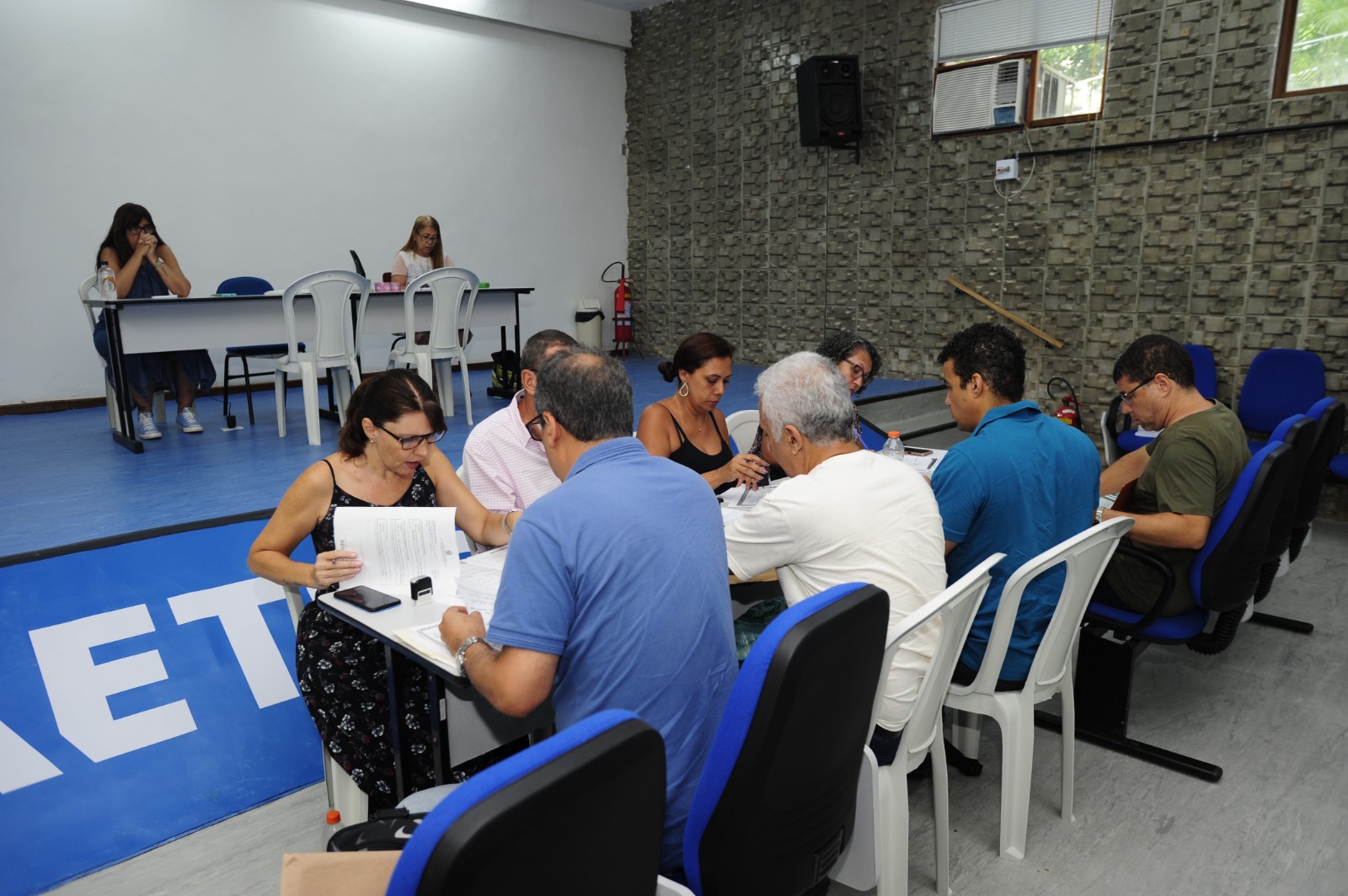 notícia Inscrições abertas para cadastro reserva de profissionais temporários na Faetec