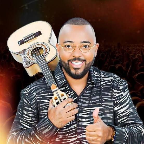 notícia Dudu Nobre será a nova atração deste sábado (24), do Casarão do Firmino na Lapa