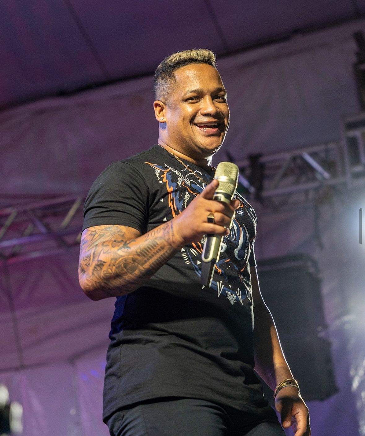 notícia Festa do Labatut ao som da Patrulha do Samba levou Pirajá ao delírio