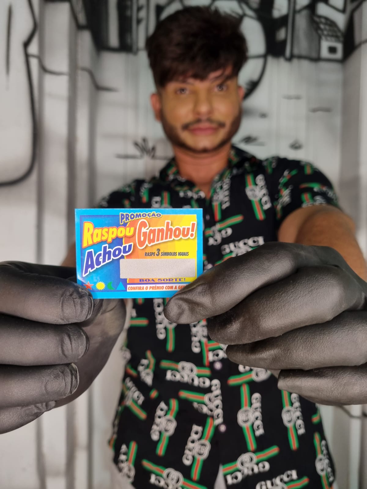 notícia Salão Casa Divo se inspira nas famosas raspadinhas e promove ação “Abril premiado”