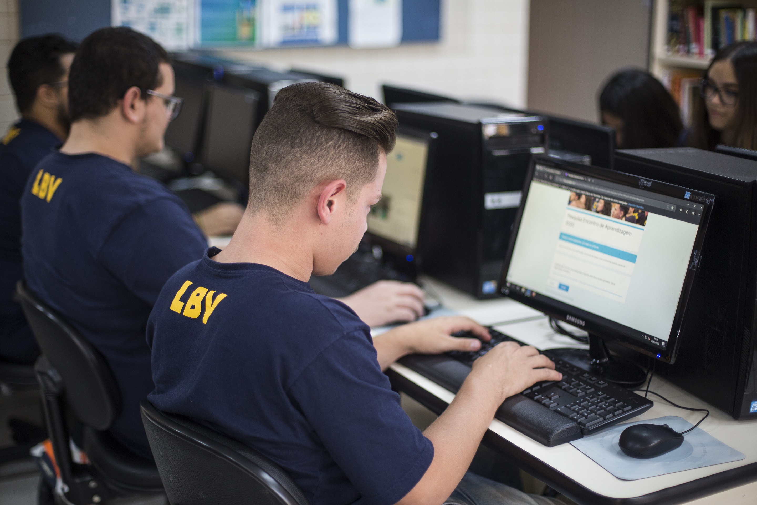 notícia Futuro promissor? Comece agora! Curso gratuito da LBV te prepara para o mundo do trabalho.