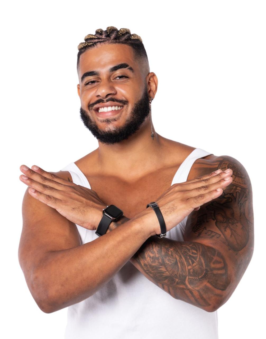 notícia Cantor Matheus Emis se prepara para gravar primeiro DVD de carreira e planeja shows na Bahia