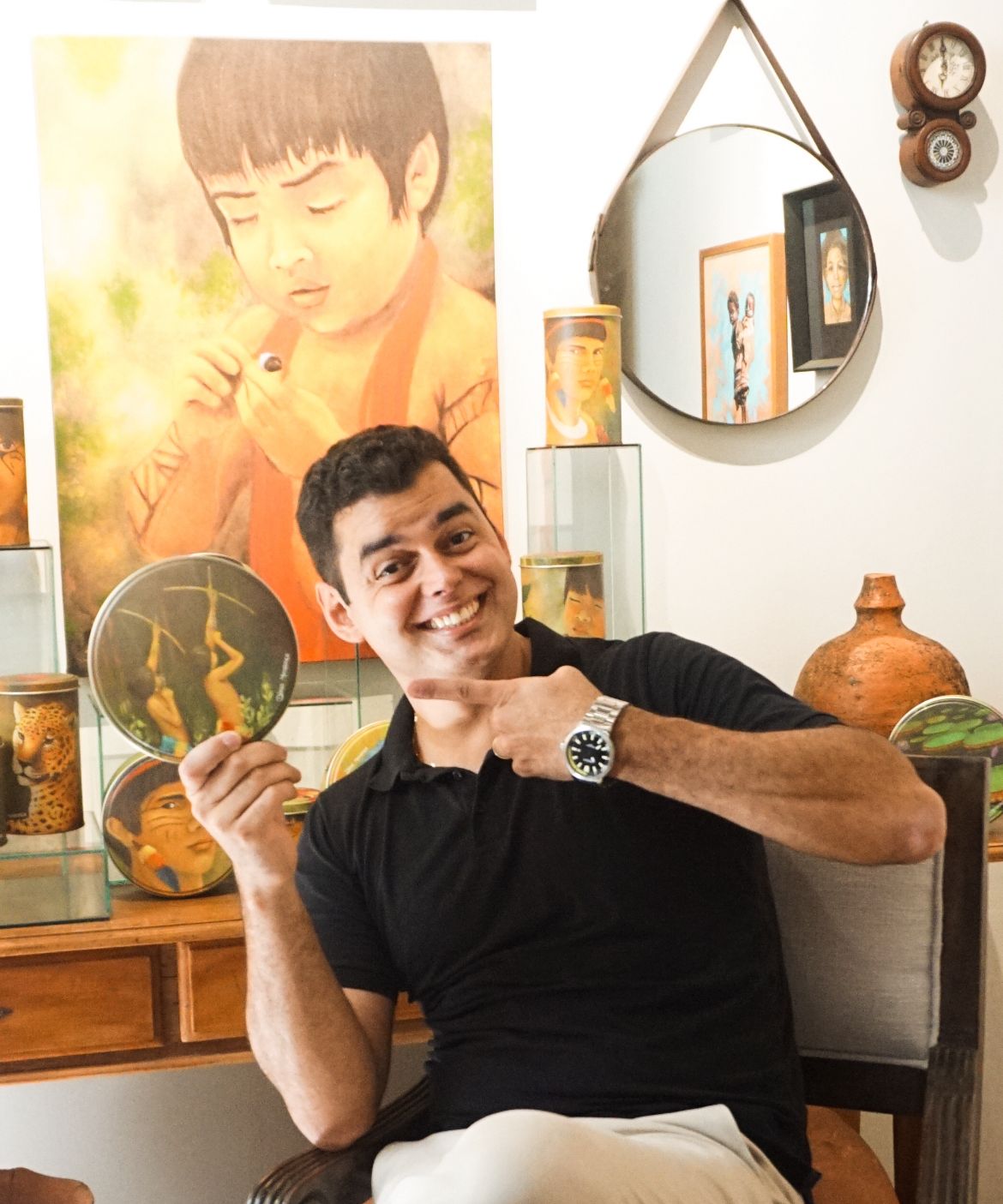 notícia Parceria entre o artista Diego Mendonça e Casa das Latas homenageia os povos originários com a Coleção Amazônia, pintada em 2011.