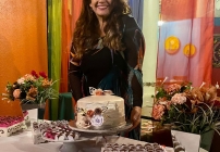 artigo A atriz Luciana Coutinho comemora seu aniversário com amigos e familiares na Barra