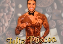 noticia Feliz Páscoa: Mister Brasil Antony Marquez posa com o corpo lambuzado de chocolate