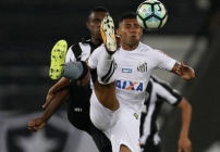 notícia Santos é derrotado pelo Botafogo no Engenhão 