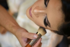 noticia No tradicional “Mês das Noivas”, o salão Mary John Beauty destaca que a maquiagem perfeita é item indispensável