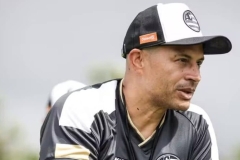 noticia Alex fala com exclusividade à Betnacional sobre preparação e desafios do Athletic na Série B