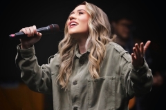 noticia Aguiar MultiMusic volta a investir pesado em novos talentos e anuncia Beatriz Cristina no casting