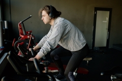 noticia Como montar um cantinho de treino em casa com bicicleta ergométrica