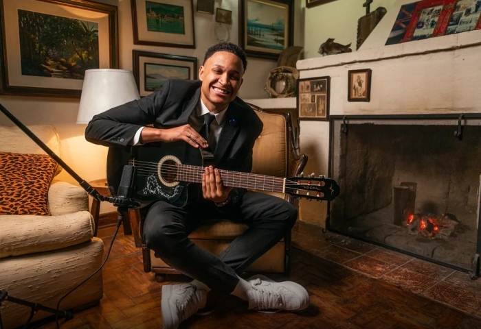 noticia O cantor 2metro lança o EP “Intimidade Vol. 02” e o clipe de “Lembra Senhor”.