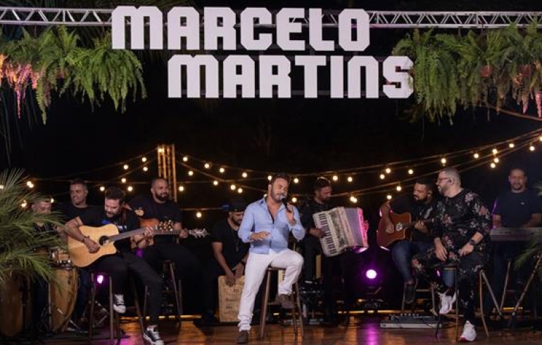 noticia Marcelo Martins lança  pout-pourri  com clássicos de Jorge e Mateus