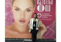 noticia Jovem fisioterapeuta carioca Wanna Mendes desenvolve o 'Brasileiríssima', produto único de maquiagem e tratamento de beleza corporal, com Pólo de Biotecnologia - UFRJ 