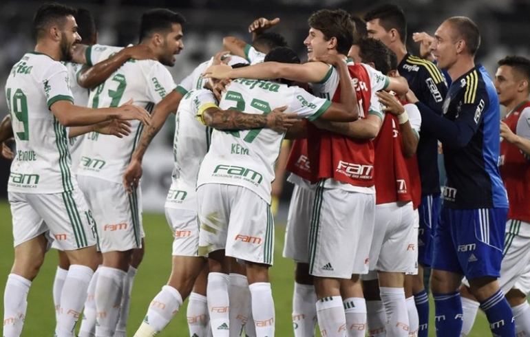 noticia Palmeiras vence o Botafogo fora de casa