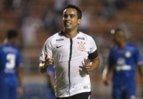 notícia Corinthians vence a primeira na competição 