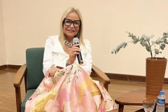 noticia Autora de cinco livros e precursora Personal Stylist no Brasil, Titta Aguiar conversa sobre moda na Carmen Steffens Iguatemi