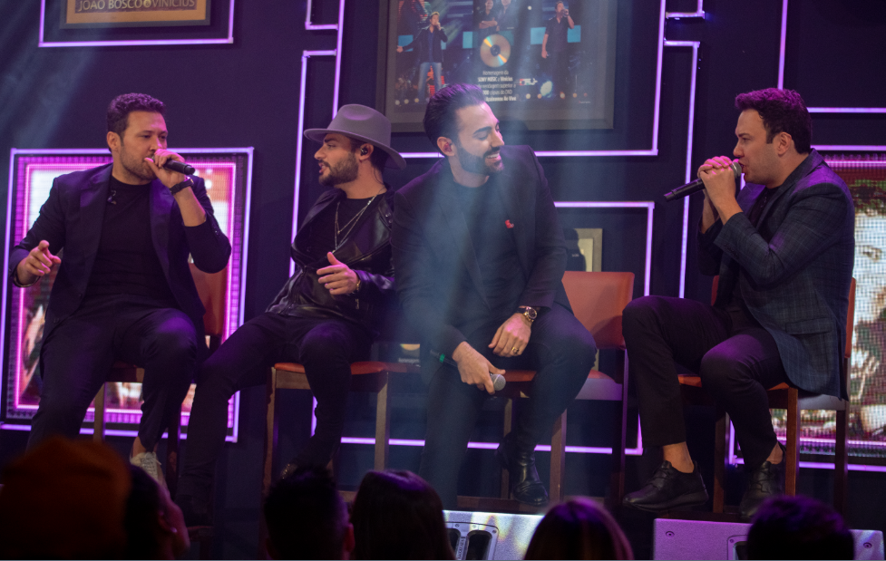artigo João Bosco & Vinícius relembram sucessos da carreira em gravação de novo DVD, com grandes participações
