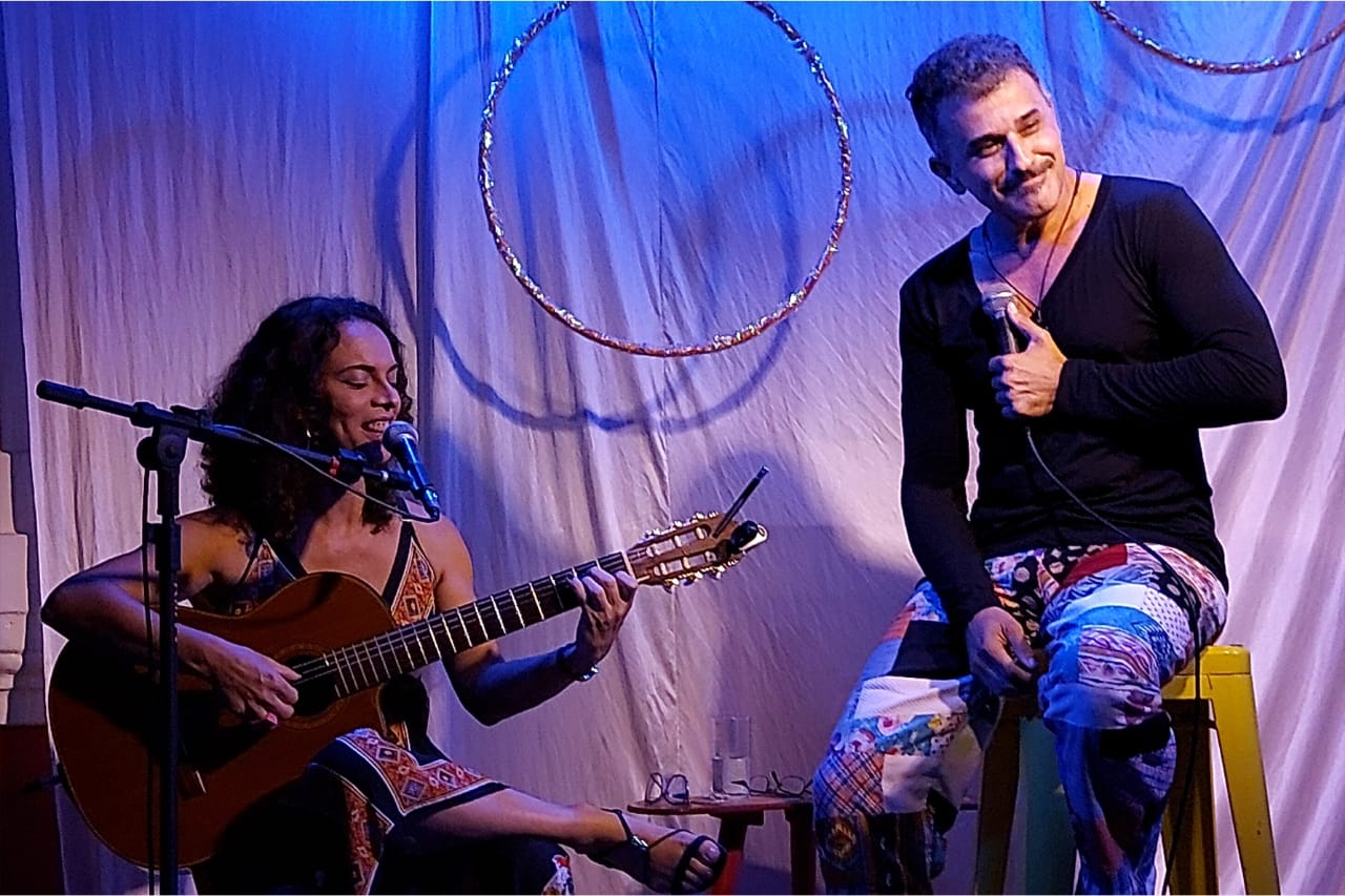 artigo DEZO MOTA NO SHOW 'CAETANEANDO' 