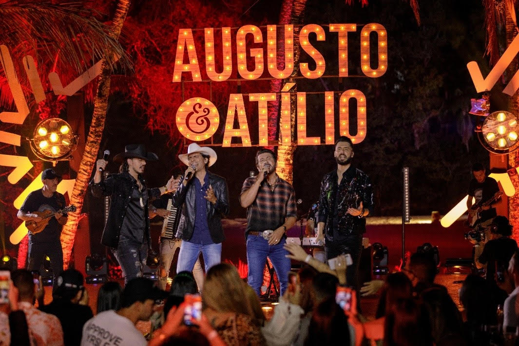 artigo Augusto e Atílio regravam “João de Barro” e a faixa  tem participação de Jads e Jadson