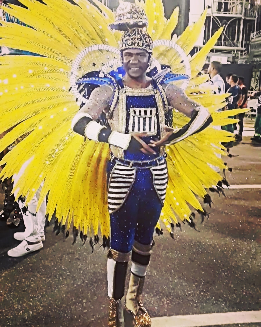 artigo Igor Almeida renova parceria sendo muso da Unidos de Bangu carnaval 2023