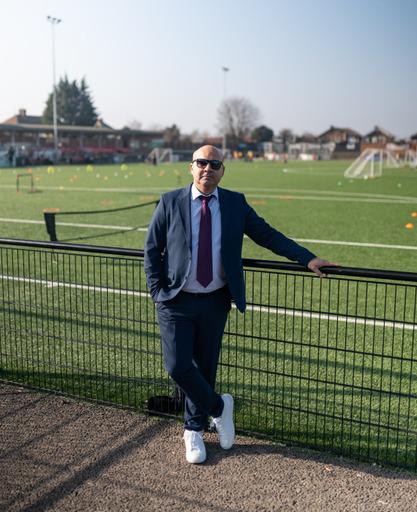 artigo Charles Cardoso empresário de sucesso 