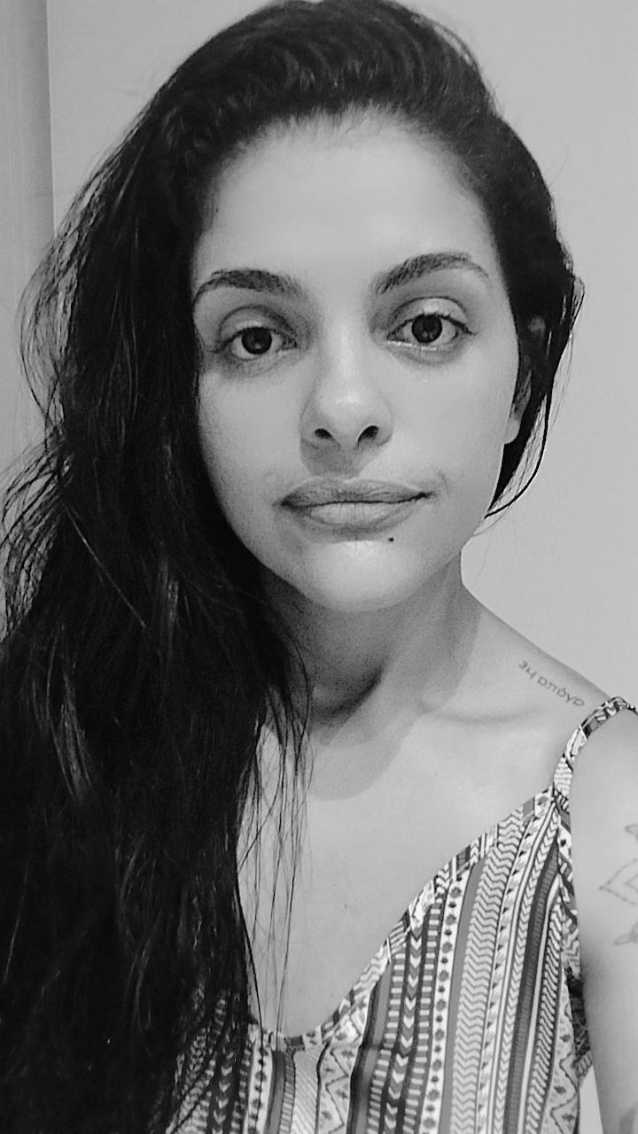 artigo Taís Rocha Silva lançou seu livro 