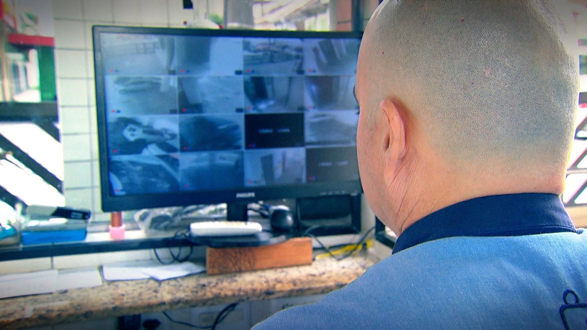 artigo Geraldo Luís conta a história de músico que hoje sustenta a família trabalhando como porteiro