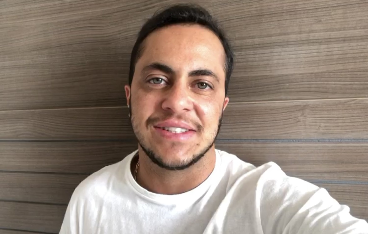 artigo Thammy Miranda revela que recorrerá ao mesmo banco de sêmen de Karina Bacchi para ter filhos