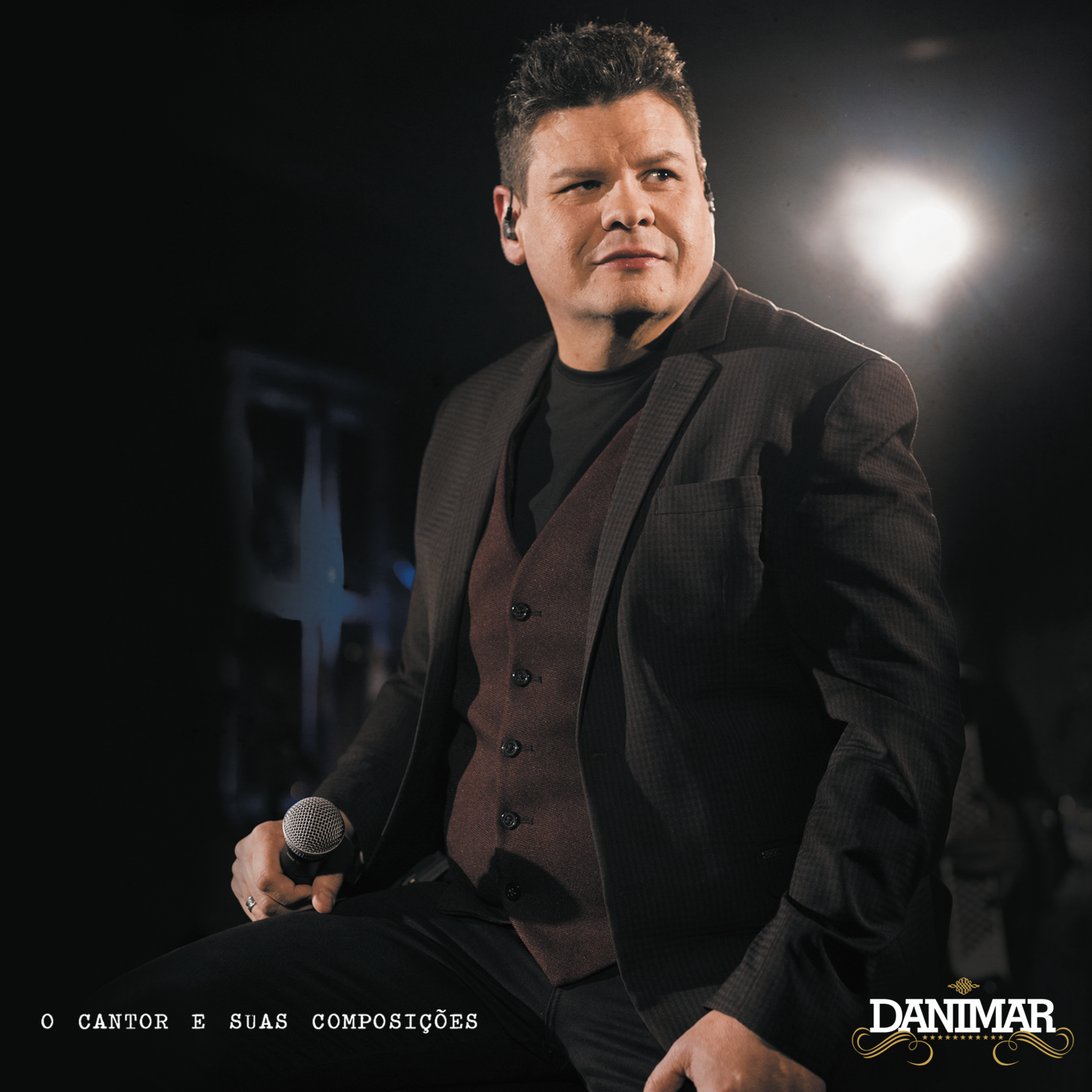 artigo Danimar, reconhecido como um dos mais importantes compositores do país, lança o primeiro álbum da carreira