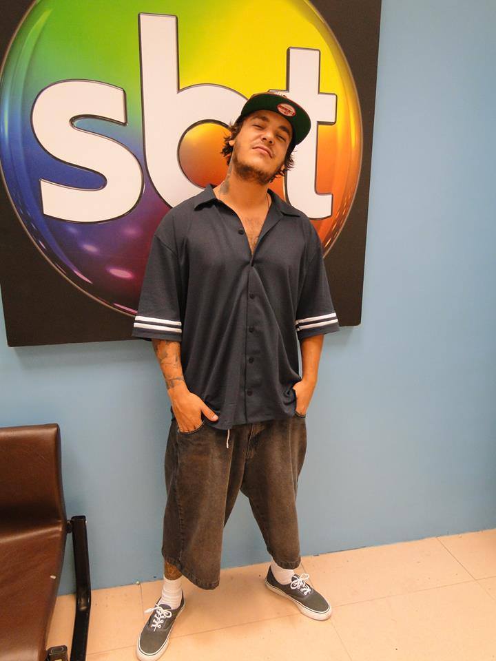 artigo Conheça o DZ6 (cover do Chorão / Charlie Brown Jr)