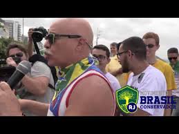 artigo Paulo Cintura, participa de evento com um exército de apoiadores de Bolsonaro,em Copacabana