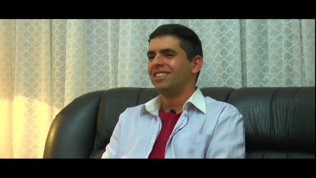 artigo Entrevista com o poeta e inscritor Thiago Winner, autor da obra  'As regras simples da vida'