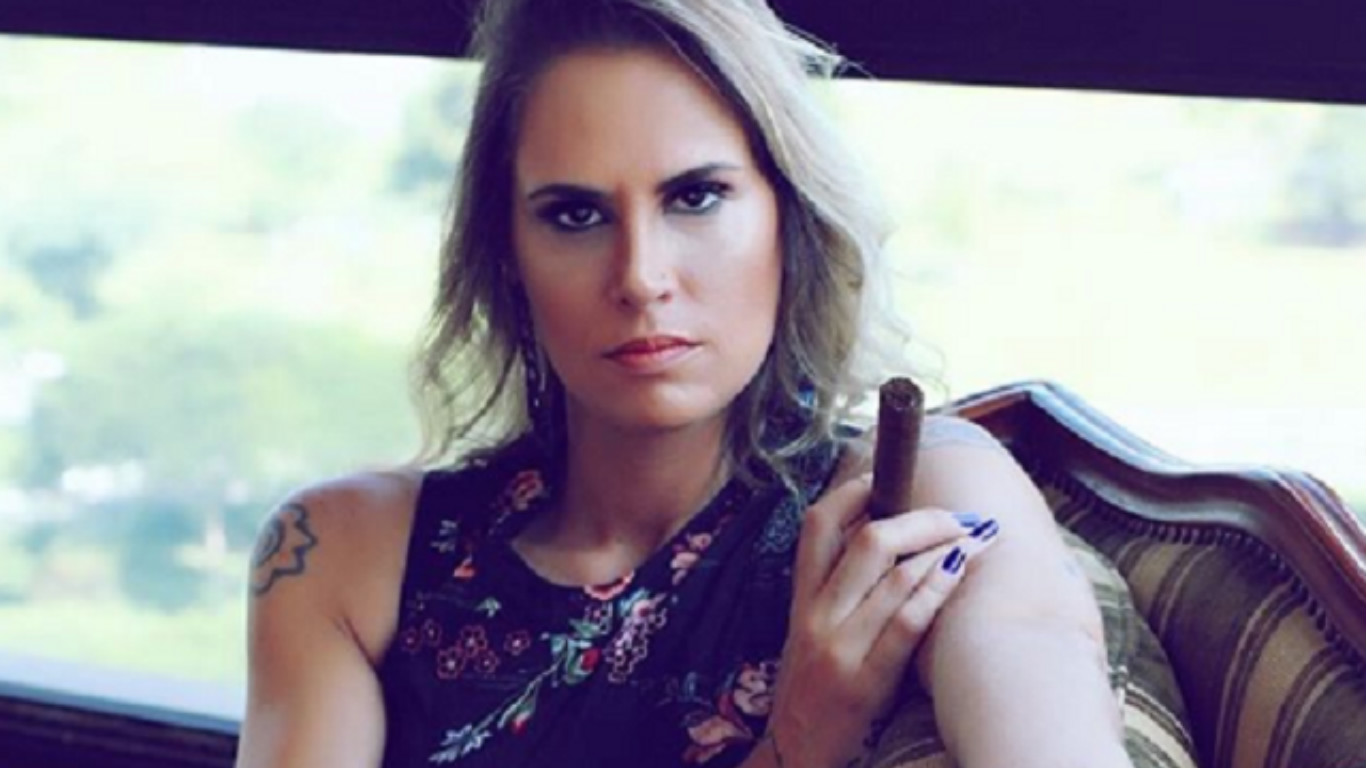 artigo Entrevista com Aritana Maroni