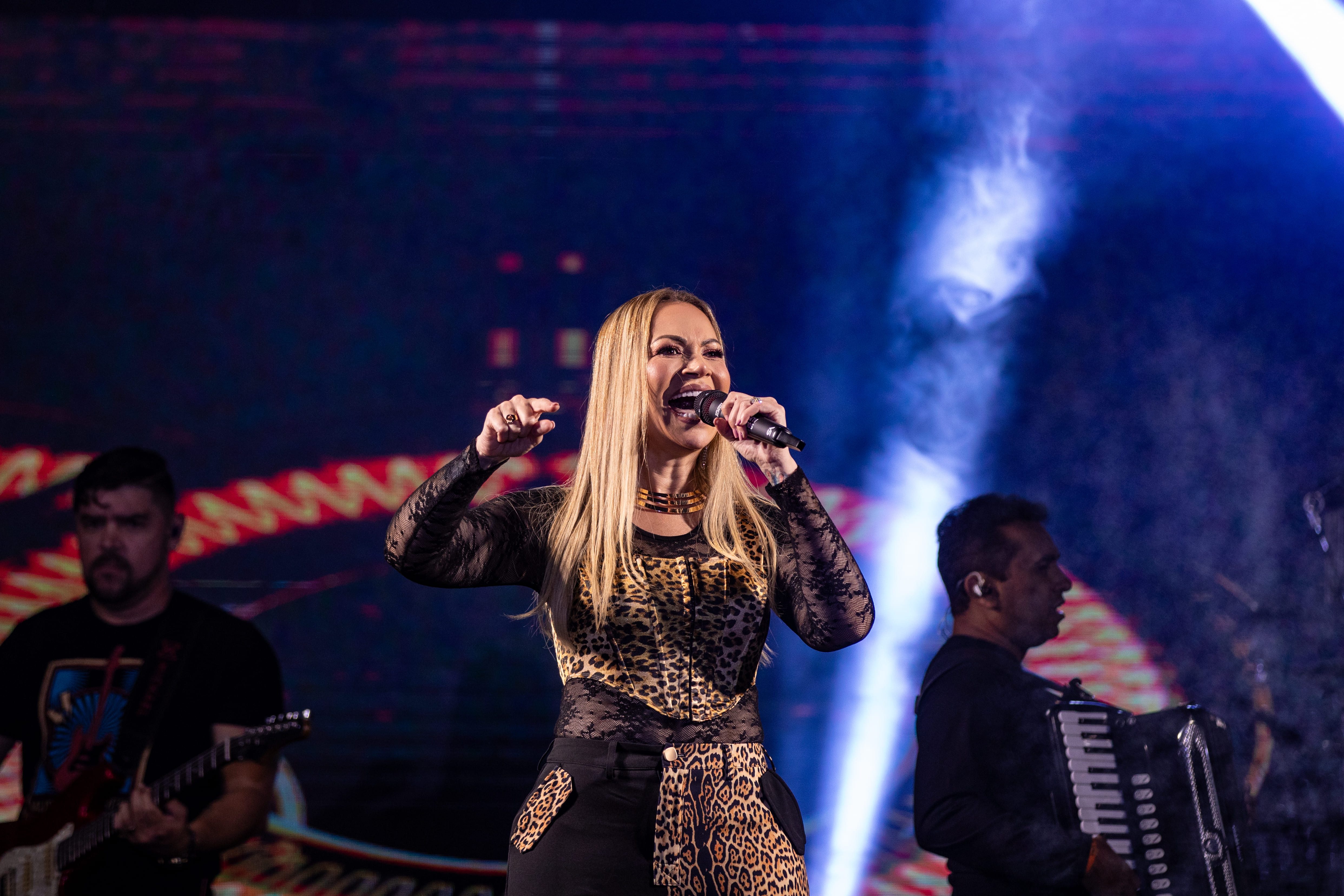 noticia Solange Almeida se torna uma das artistas mais buscadas no Google após anunciar DVD