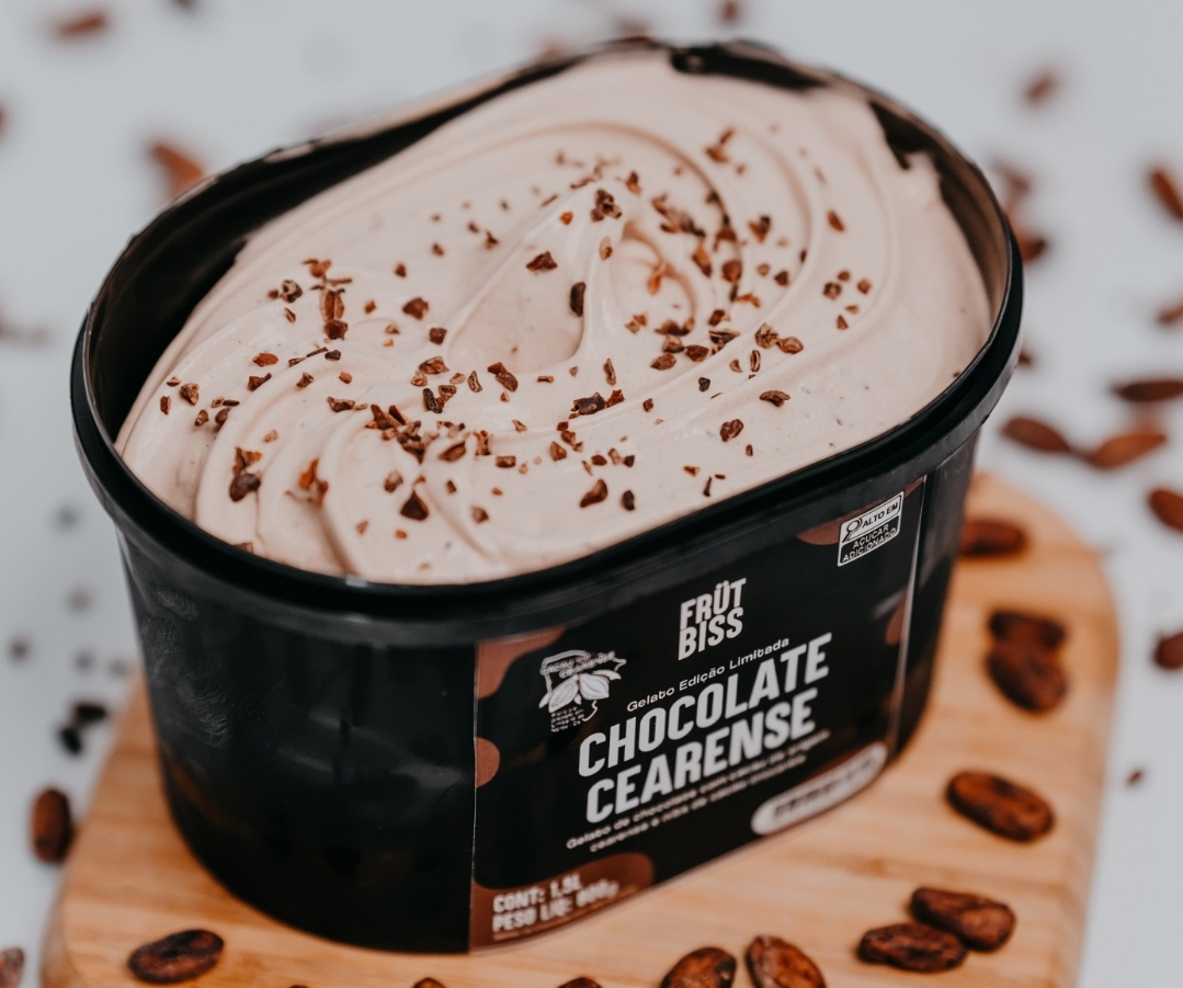 noticia Frutbiss lança gelato de chocolate cearense feito com cacau local.